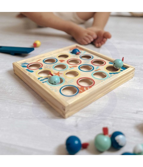 TOOKY TOY žaidimas vaikams Medinis stalas Skraidančios žuvelės 19 vnt.