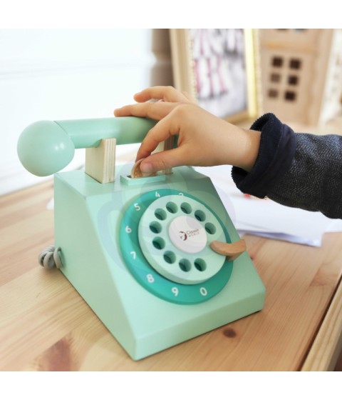 CLASSIC WORLD Klasikiniai mediniai telefonai vaikams, 4 vnt.