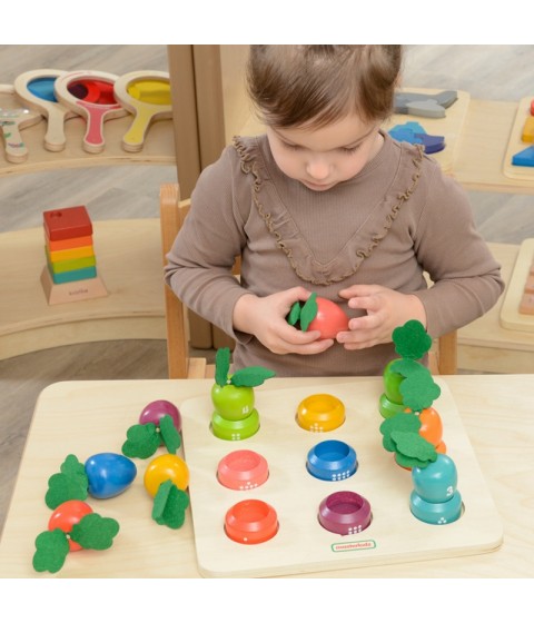 MASTERKIDZ Montessori daržovių edukacinė lenta su skaičiais ir spalvomis