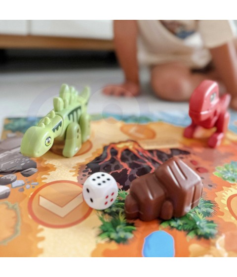 WOOPIE 2 viename konstruktoriaus rinkinys Dinozaurai Stalo žaidimas + 46 dalių kauliukai