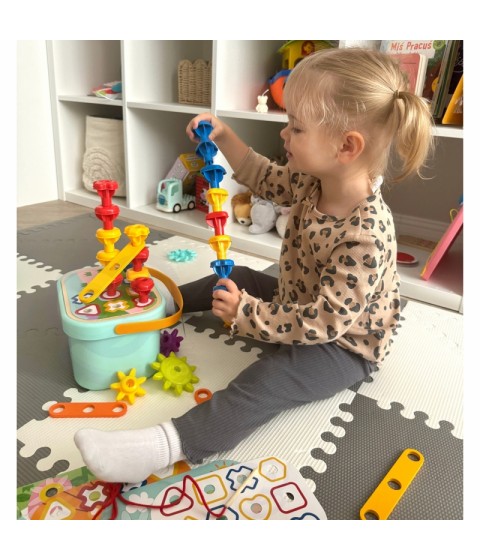 WOOPIE GREEN Montessori 12 viename variklio konstruktoriaus dėžė FSC