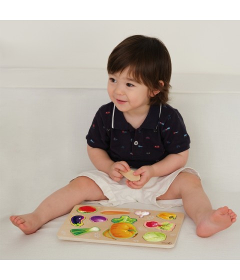 CLASSIC WORLD medinė Montessori daržovių dėlionė