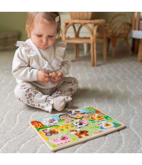 WOOPIE GREEN medinis Montessori dėlionės ūkis su derančiais smeigtukais