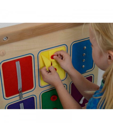 MASTERKIDZ Montessori sieninė lenta su atidarymo ir uždarymo spynomis, slankikliais ir mygtukais