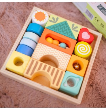 CLASSIC WORLD Mediniai sensoriniai kaladėlės, 7 funkcijos, daugiafunkcinė dėlionė, formos, garsas, MONTESSORI, 14 vnt.